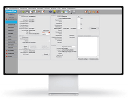 Auf dem Bild ist die CombiPlus Professional Software auf einem Desktop-Computer zu sehen. Auf dem Bildschirm werden detaillierte Informationen zu einem Schadenfall angezeigt, einschließlich der Schadenbeschreibung und der Fahrzeugdetails. Die Benutzeroberfläche der Software zeigt verschiedene Funktionen und Optionen, die dem Nutzer helfen, Schadenfälle zu verwalten, Daten einzugeben und Dokumente zu bearbeiten.